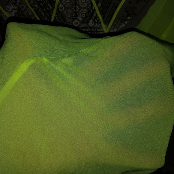 🛑LAST CHANCE rock & Republic Sexy oversized blouse - Picture 5 of 5